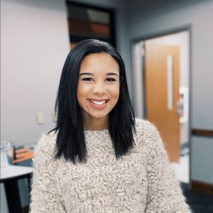 Meet your Posher, Jasmine